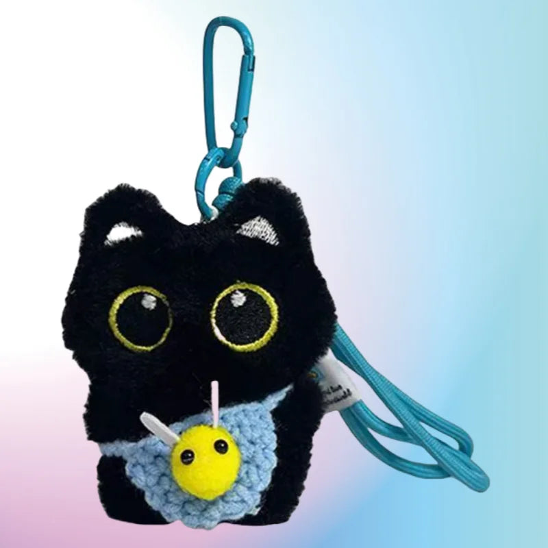 大きな目の黒猫 ぬいぐるみキーホルダー かぎ針編みスタイ ニコちゃん付き