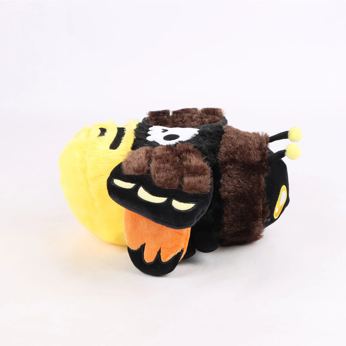 闇かわ モスマンのぬいぐるみ 大きな目とスカル柄