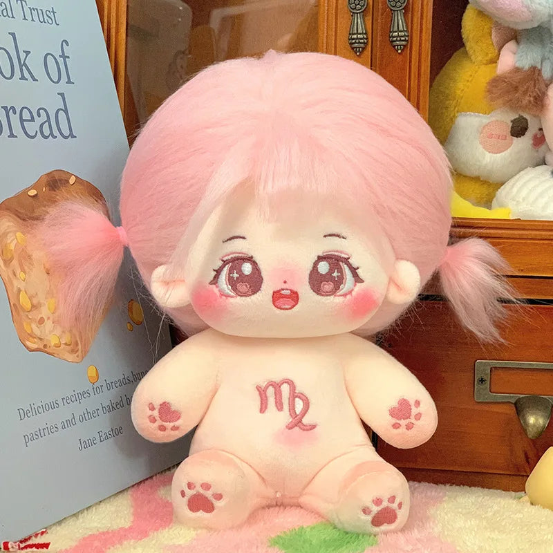 ぬいぐるみ ピンク髪のキラキラ瞳 イチゴ柄ワンピースと帽子