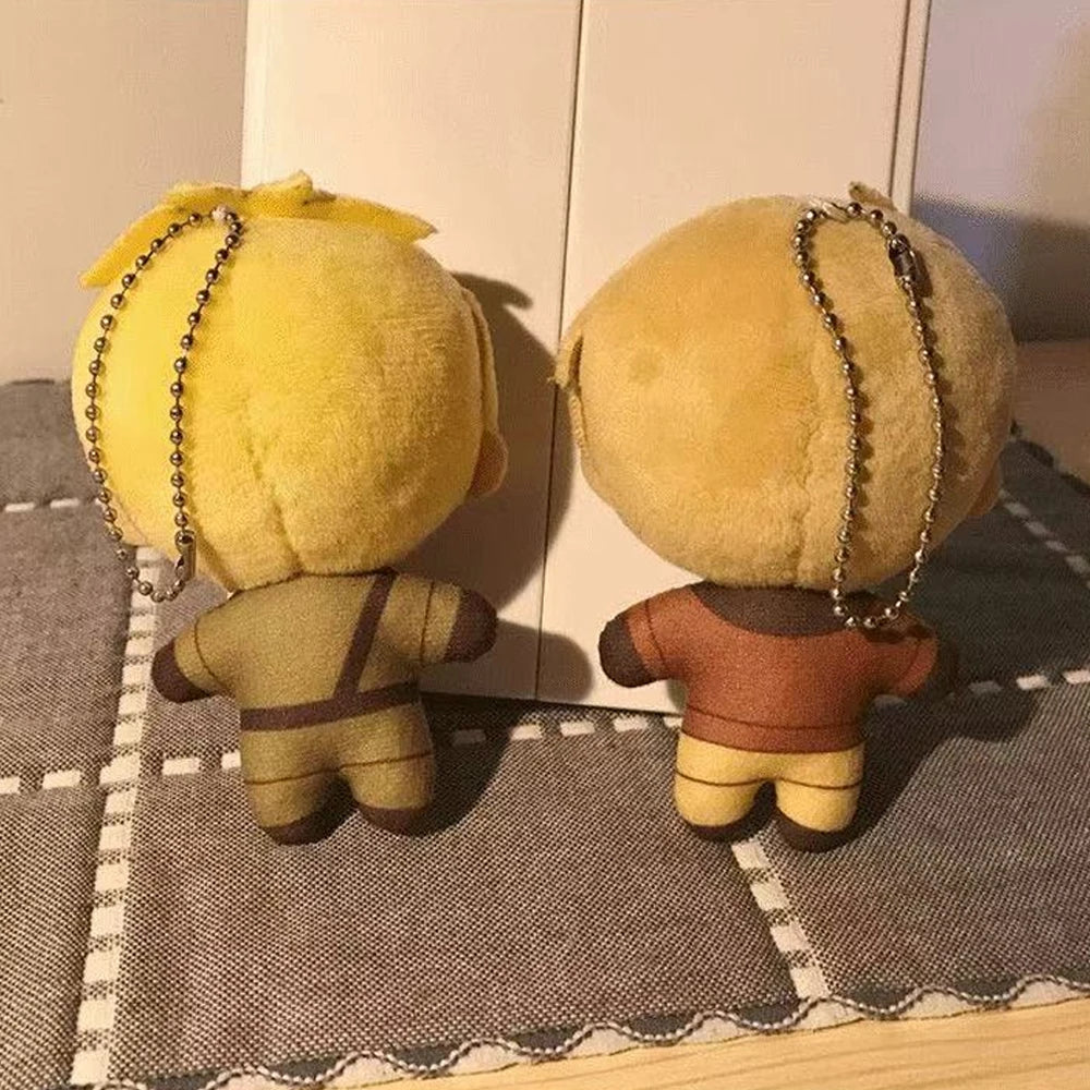 ブロンドヘアのチビ キャラクター ぬいぐるみ メガネと軍服の2体セット
