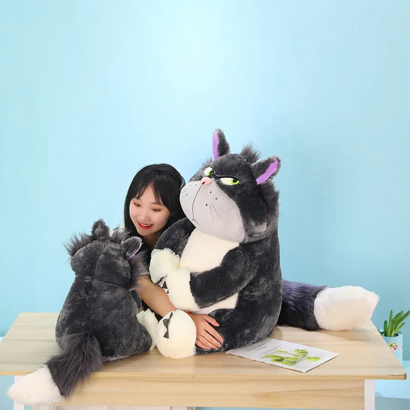 紫耳のふわふわ黒白むすっと顔猫ぬいぐるみ