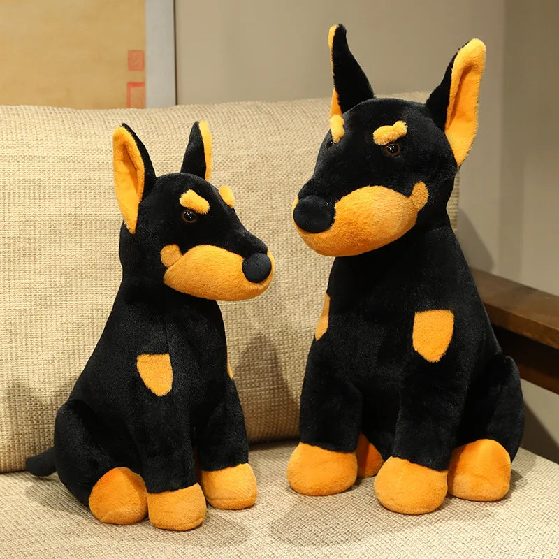 リアルな黒とタンのドーベルマン犬ぬいぐるみ