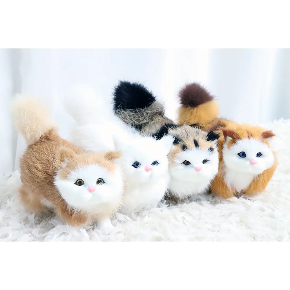 ふわふわリアルな子猫のミニチュアぬいぐるみ