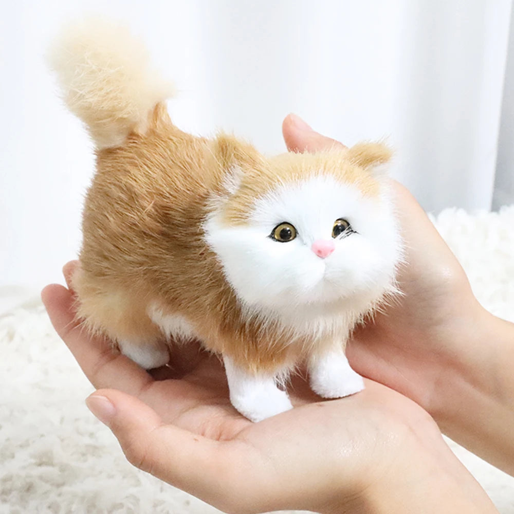 ふわふわリアルな子猫のミニチュアぬいぐるみ