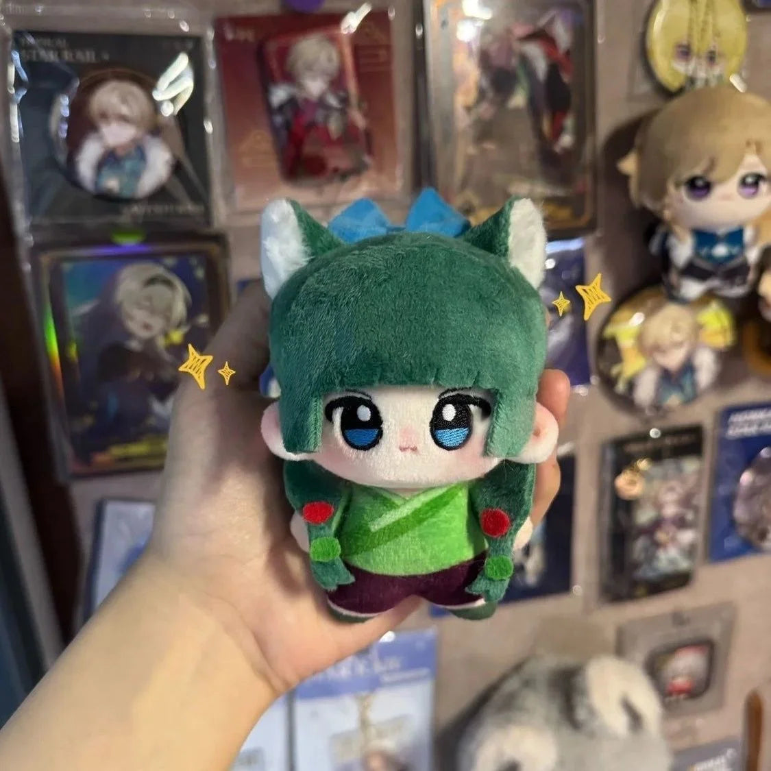 緑髪と青い目の猫耳ミニぬいぐるみ 水色リボン付き