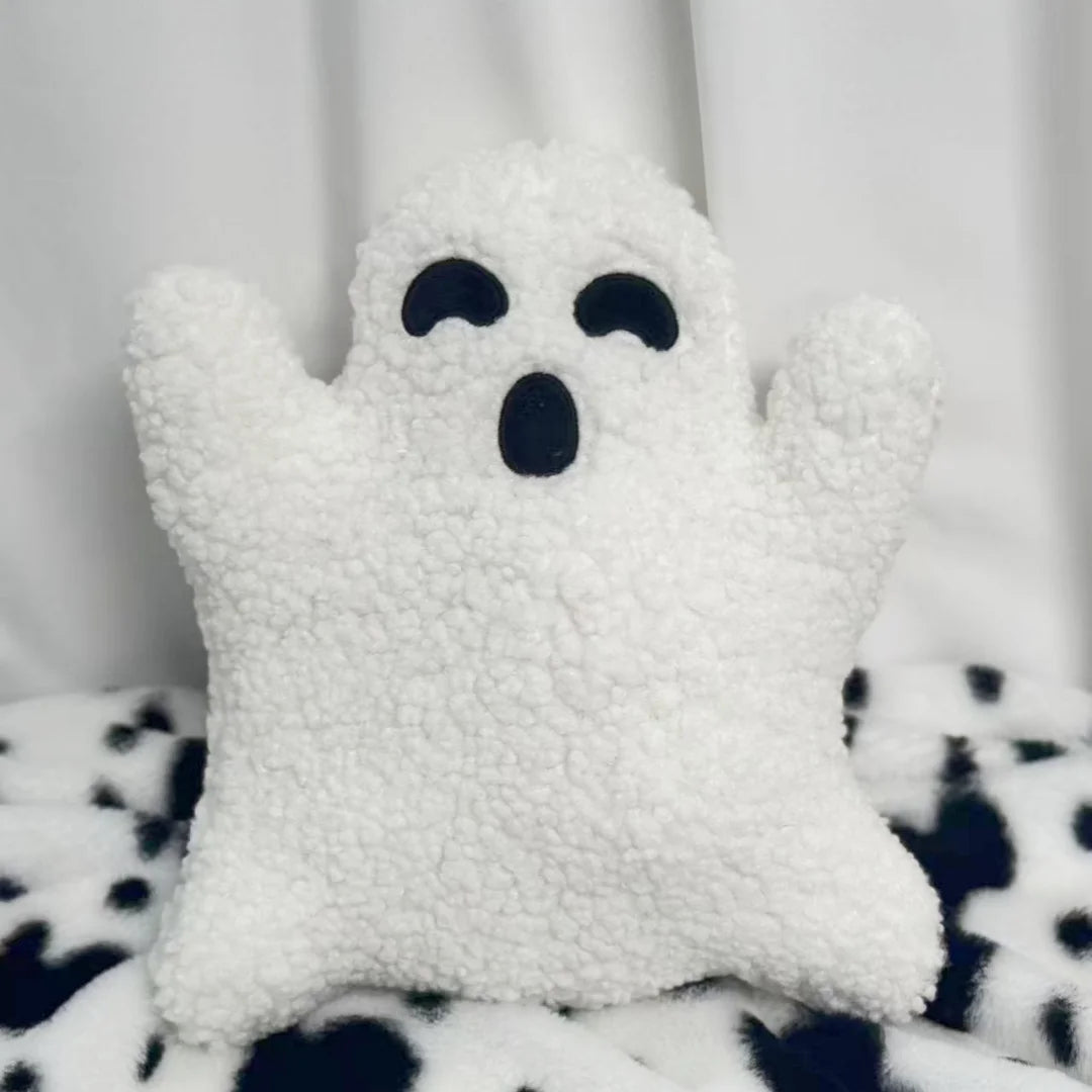もこもこおばけの白いクッション