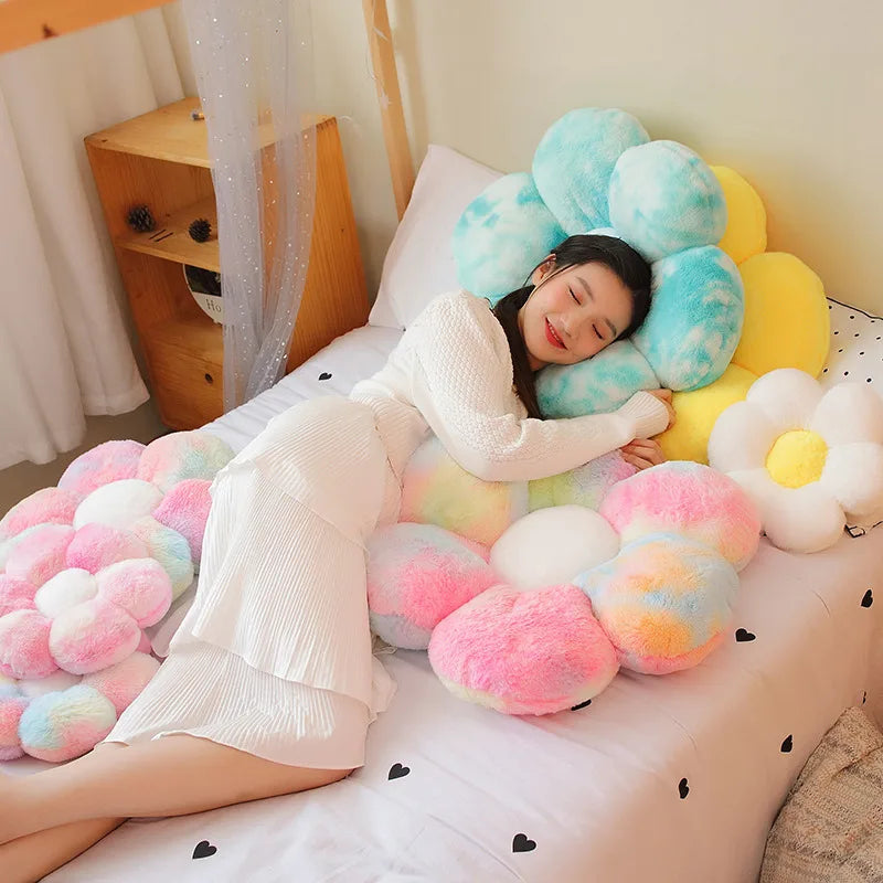 ふわふわ タイダイ柄 花形クッション