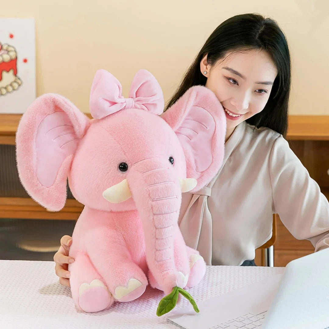 ピンクの リボン付き ふわふわ ゾウ ぬいぐるみ