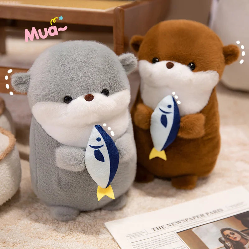 可愛い魚抱っこ カワウソ ぬいぐるみ グレー&ブラウン