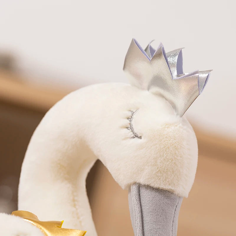 可愛い 足長 白鳥 ぬいぐるみ 王冠とチュールスカート付き