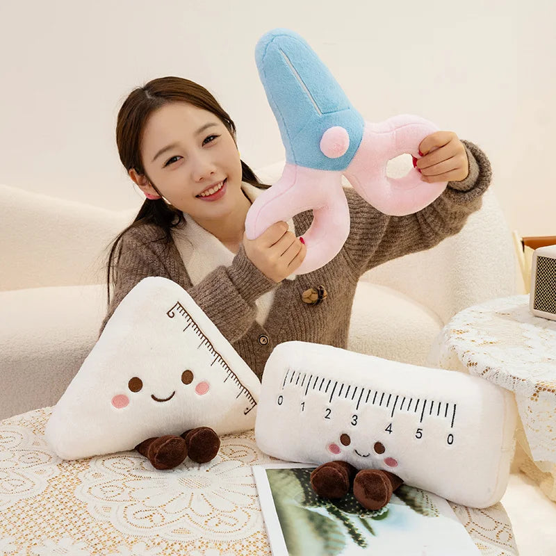 ふわふわ笑顔のパステル文房具ぬいぐるみ