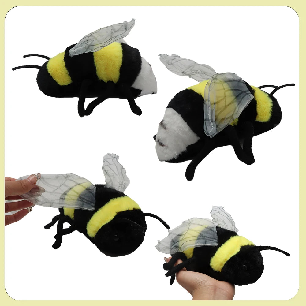 黒と黄色のふわふわ羽根付きミツバチぬいぐるみ