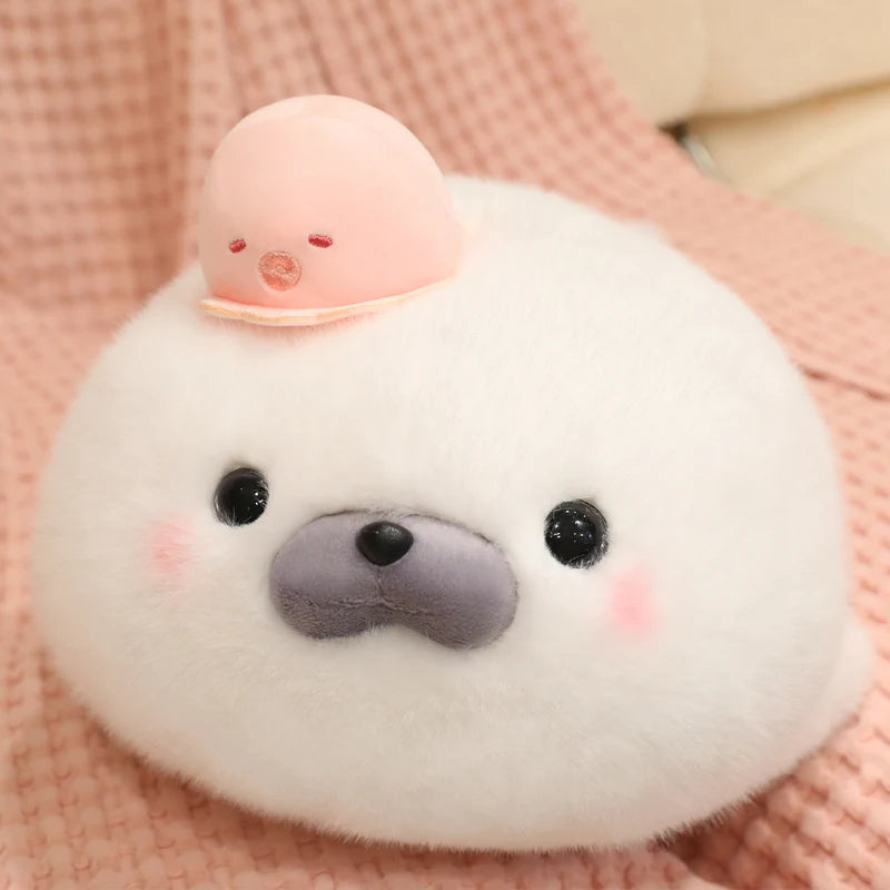 三段重ねのふわふわ白いアザラシぬいぐるみ