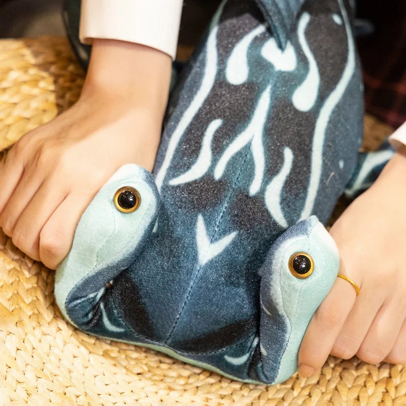 ふわふわ リアルなジンベエザメ ぬいぐるみ
