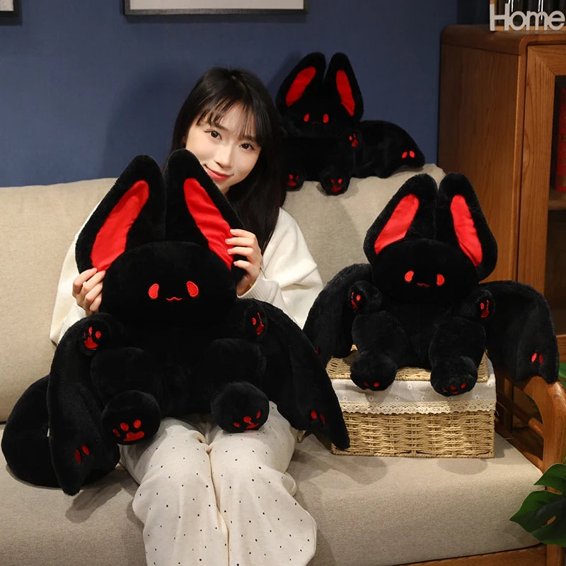 黒い悪魔うさぎ ぬいぐるみ 赤い耳とコウモリの羽