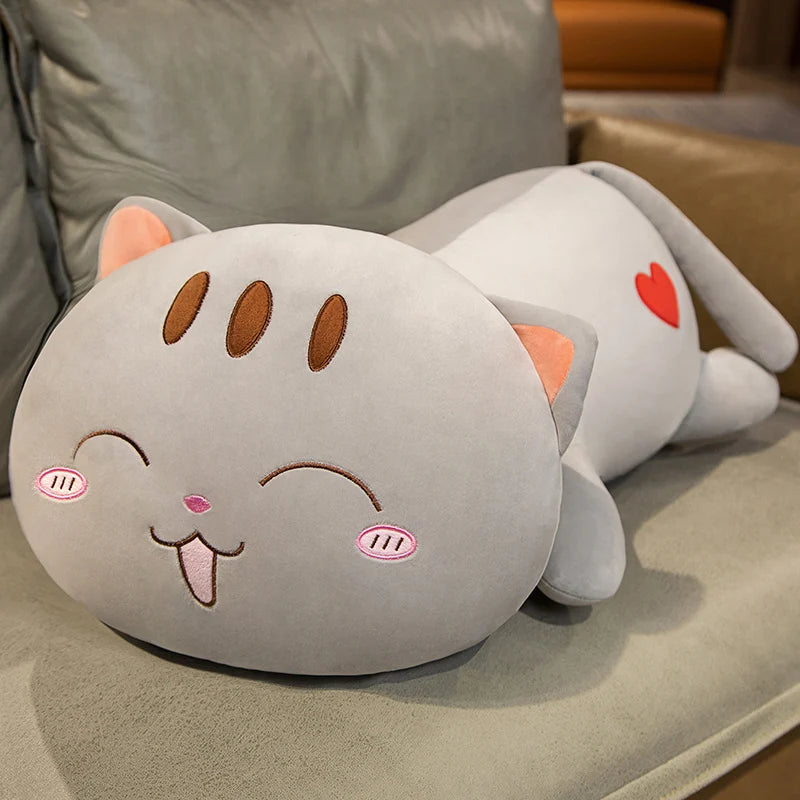 ぬいぐるみ ふわふわ猫の抱き枕 ハート刺繍入り