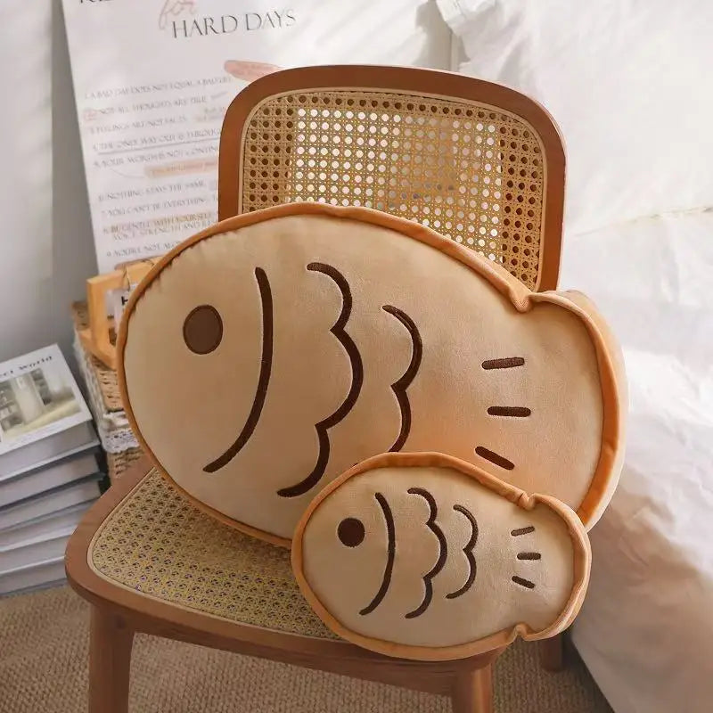 ふんわり ベージュ たい焼き ぬいぐるみ クッション