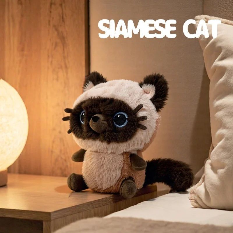 かわいい青い目のふわふわシャム猫ぬいぐるみ