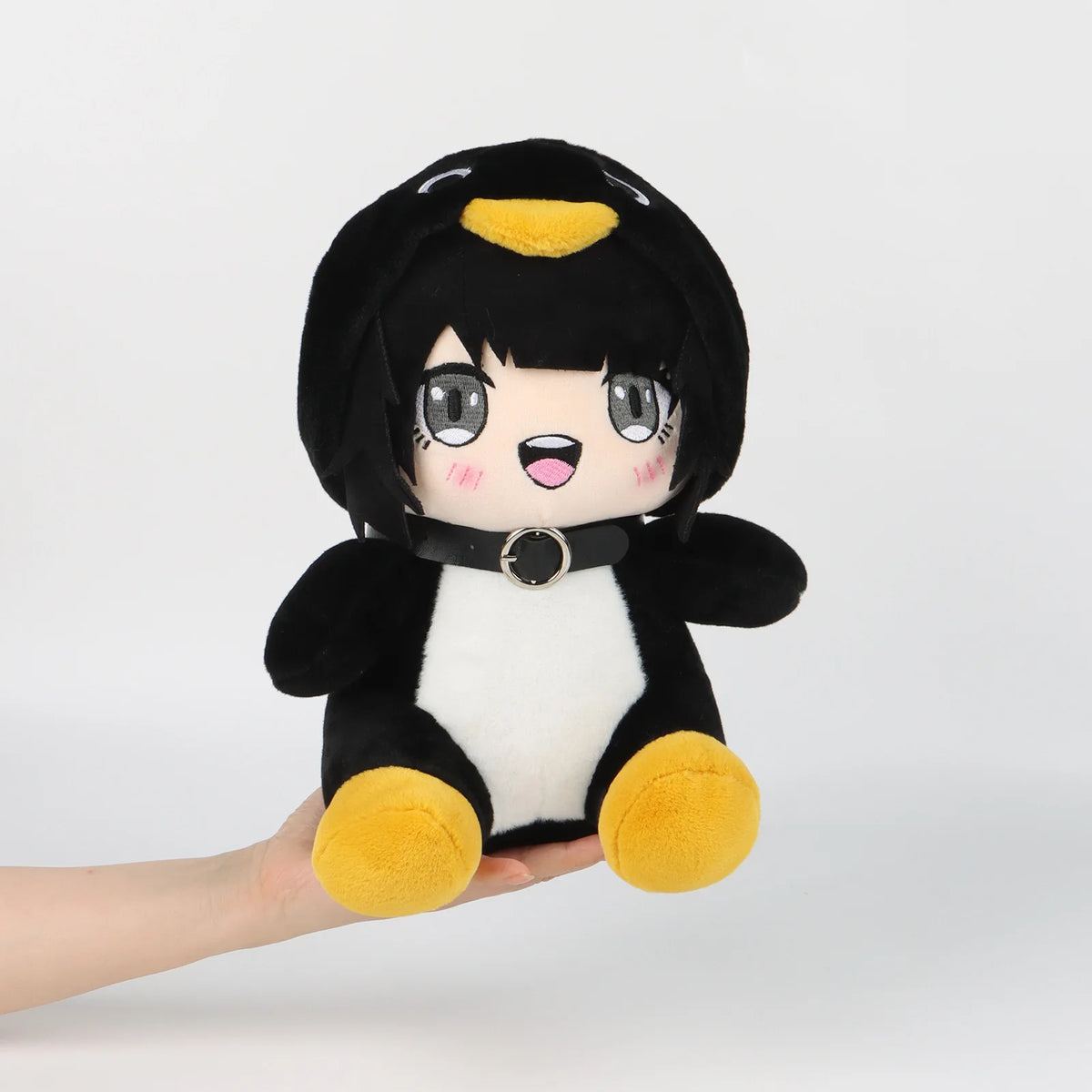 アニメ風 チョーカーをつけたペンギン着ぐるみ少女 ぬいぐるみ