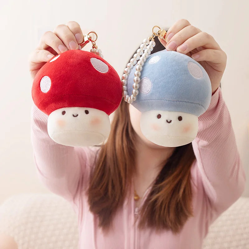 ふわふわ笑顔のカラフル水玉キノコ ミニぬいぐるみ