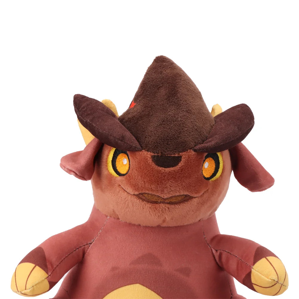 カウボーイハットをかぶった赤茶色のモンスターぬいぐるみ