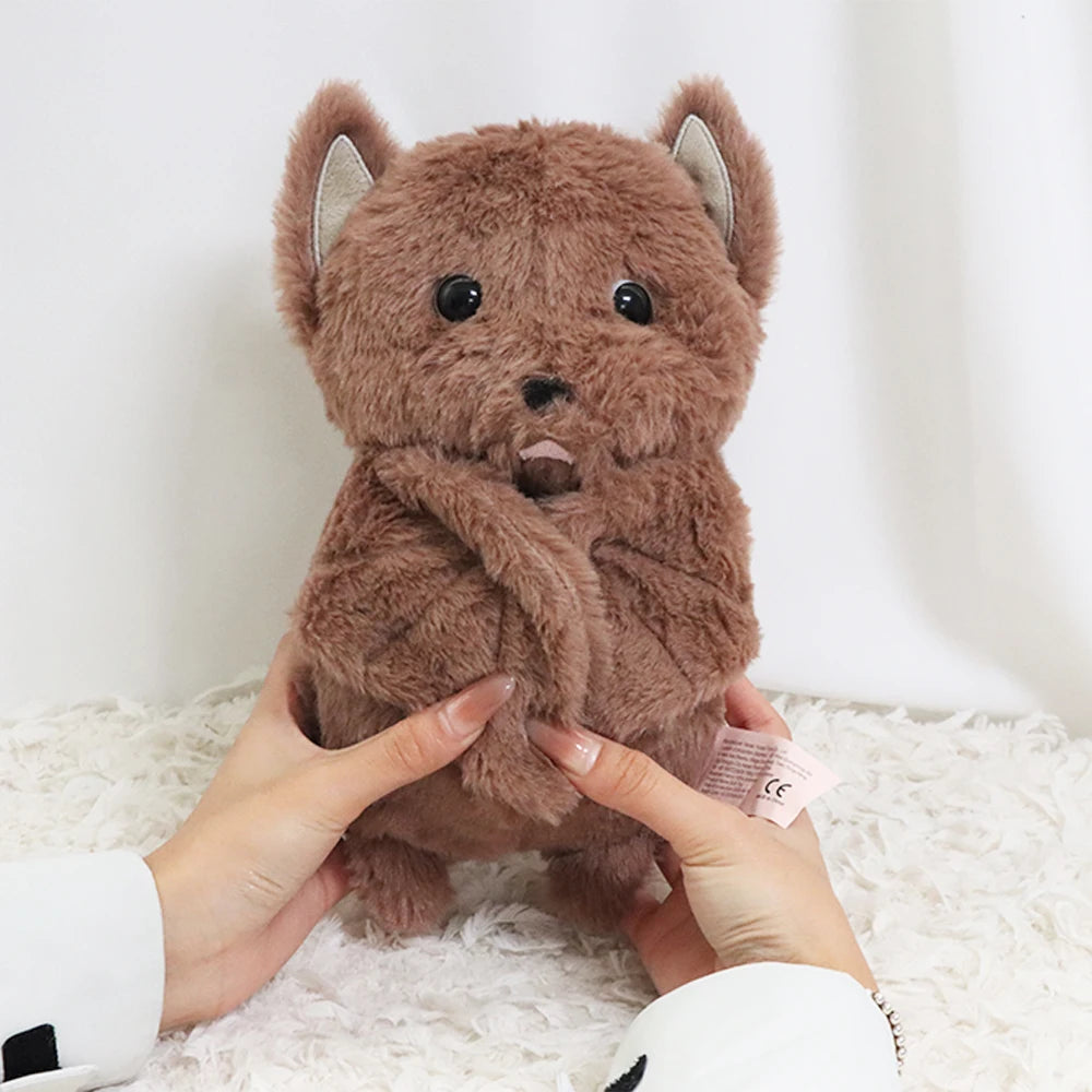 ふわふわ茶色の舌出しコウモリぬいぐるみ
