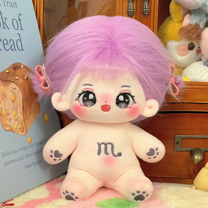 ぬいぐるみ ピンク髪のキラキラ瞳 イチゴ柄ワンピースと帽子