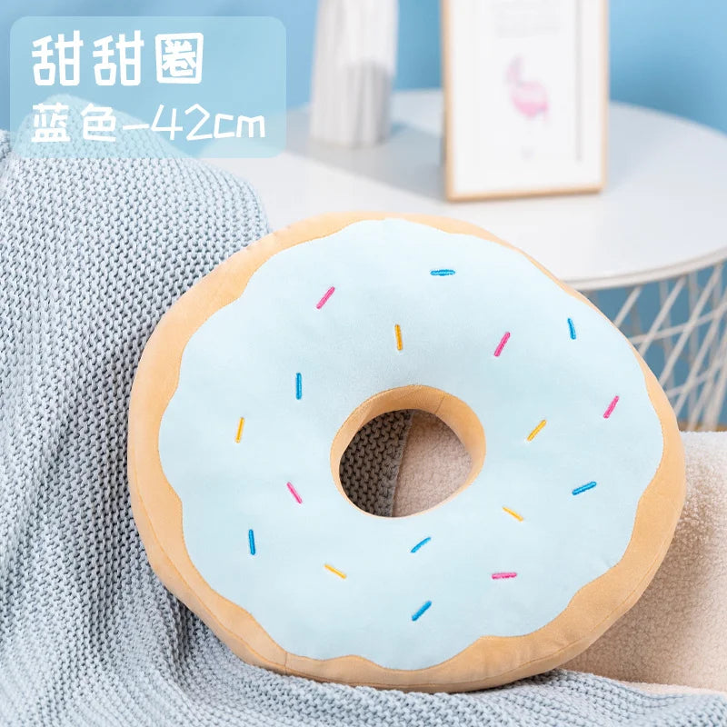 カラフルスプリンクルのドーナツ型ふわふわクッション