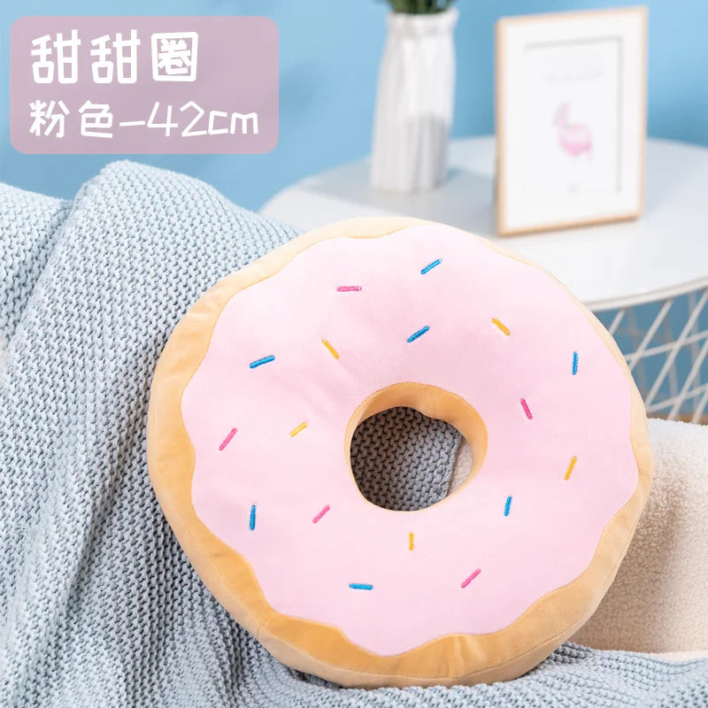 カラフルスプリンクルのドーナツ型ふわふわクッション