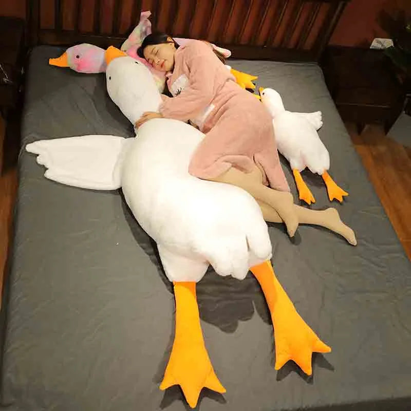 ふわふわ特大ガチョウ抱き枕