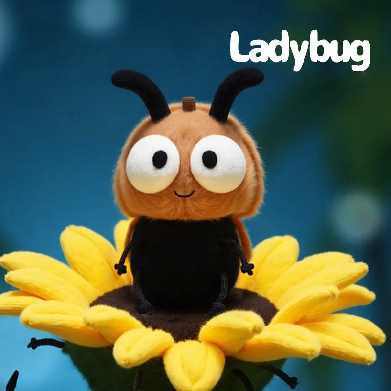 Ladybug 虫眼鏡が可愛い てんとう虫 ぬいぐるみ