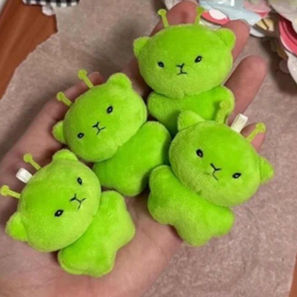 Cute Cartoon Alien Cat Plush Toy Pendant Little Alien Cat Keychain Doll Soft Stuffed Birthday Gifts for Kids Girl Backpack Decor