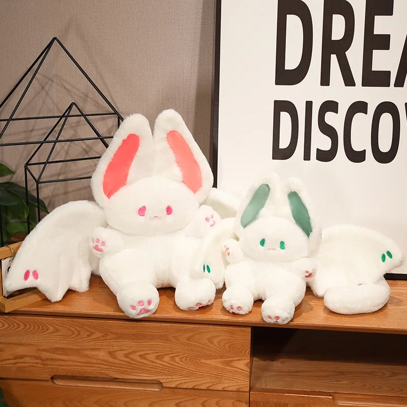 黒い悪魔うさぎ ぬいぐるみ 赤い耳とコウモリの羽