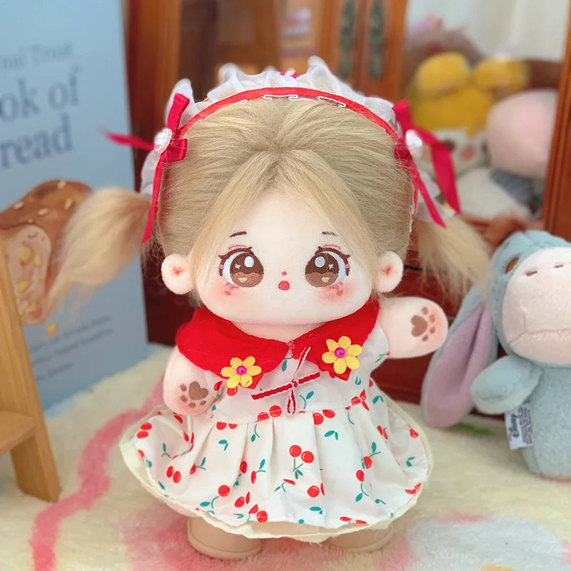 ぬいぐるみ ピンク髪のキラキラ瞳 イチゴ柄ワンピースと帽子