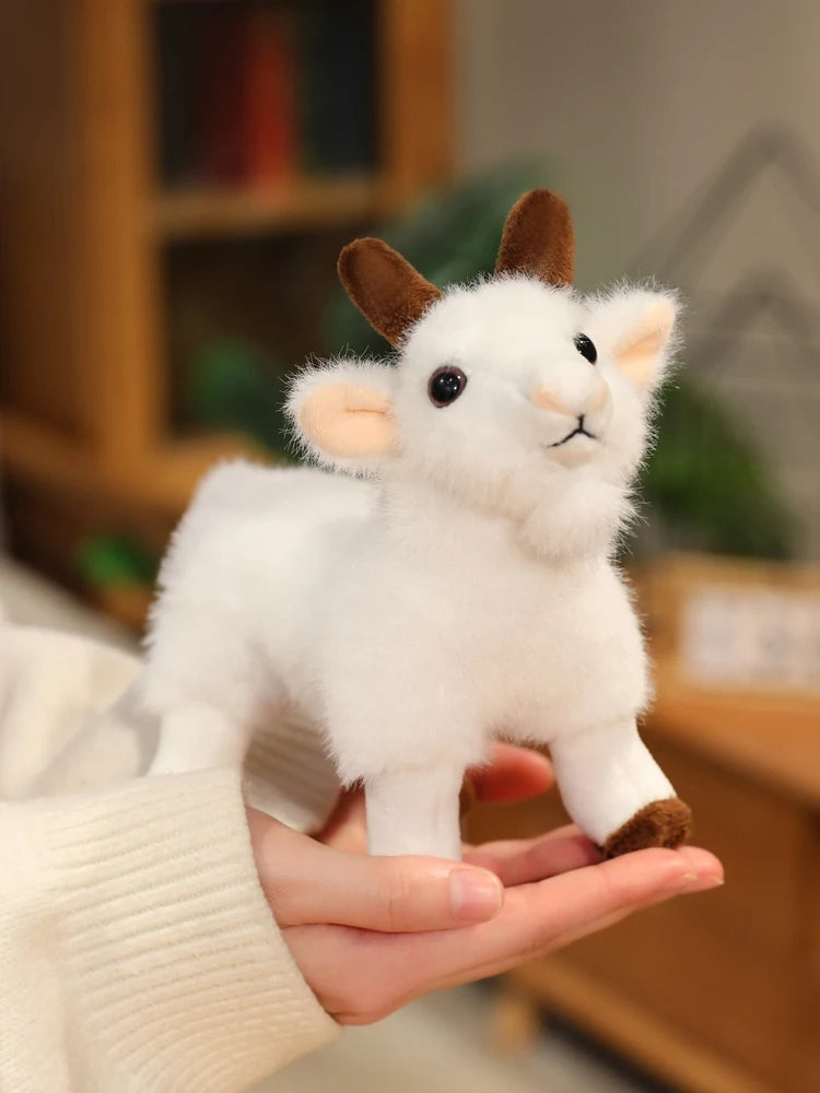 立つ白黒ヤギぬいぐるみ2匹セット 角と髭付き