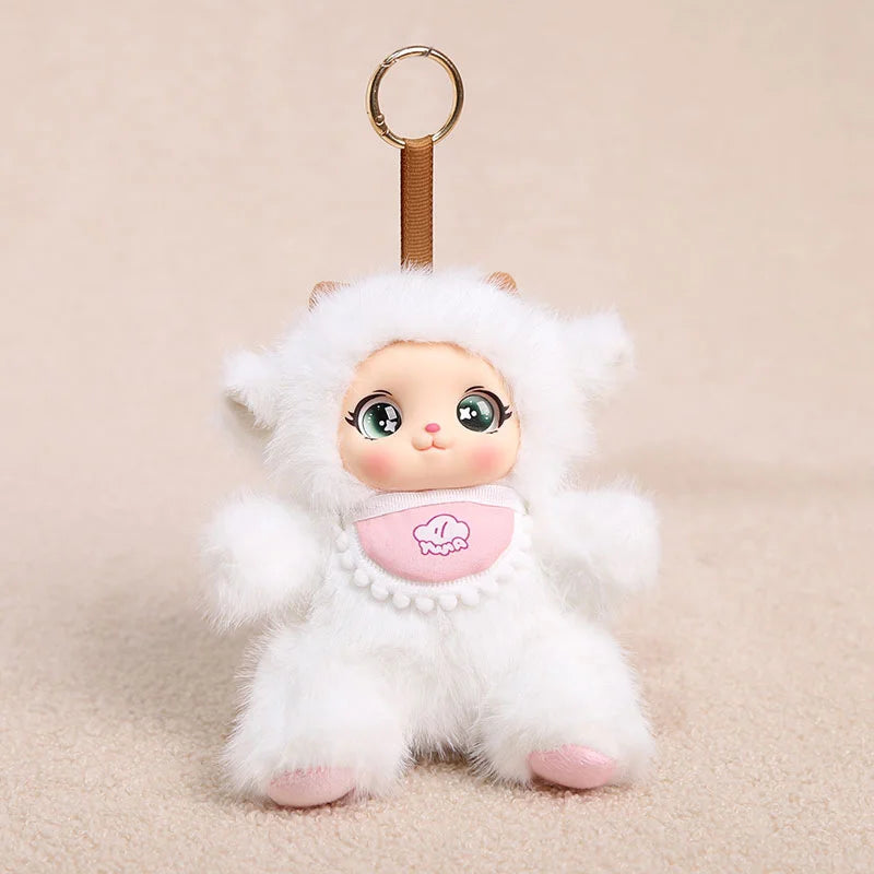 うるうる瞳のふわふわピンクうさぎキーホルダー 鈴付き