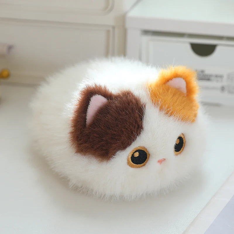 つぶらな瞳の もちもち 猫 ぬいぐるみ