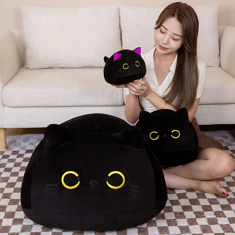 まんまる黒猫 黄色い目 ふわふわ 抱き枕