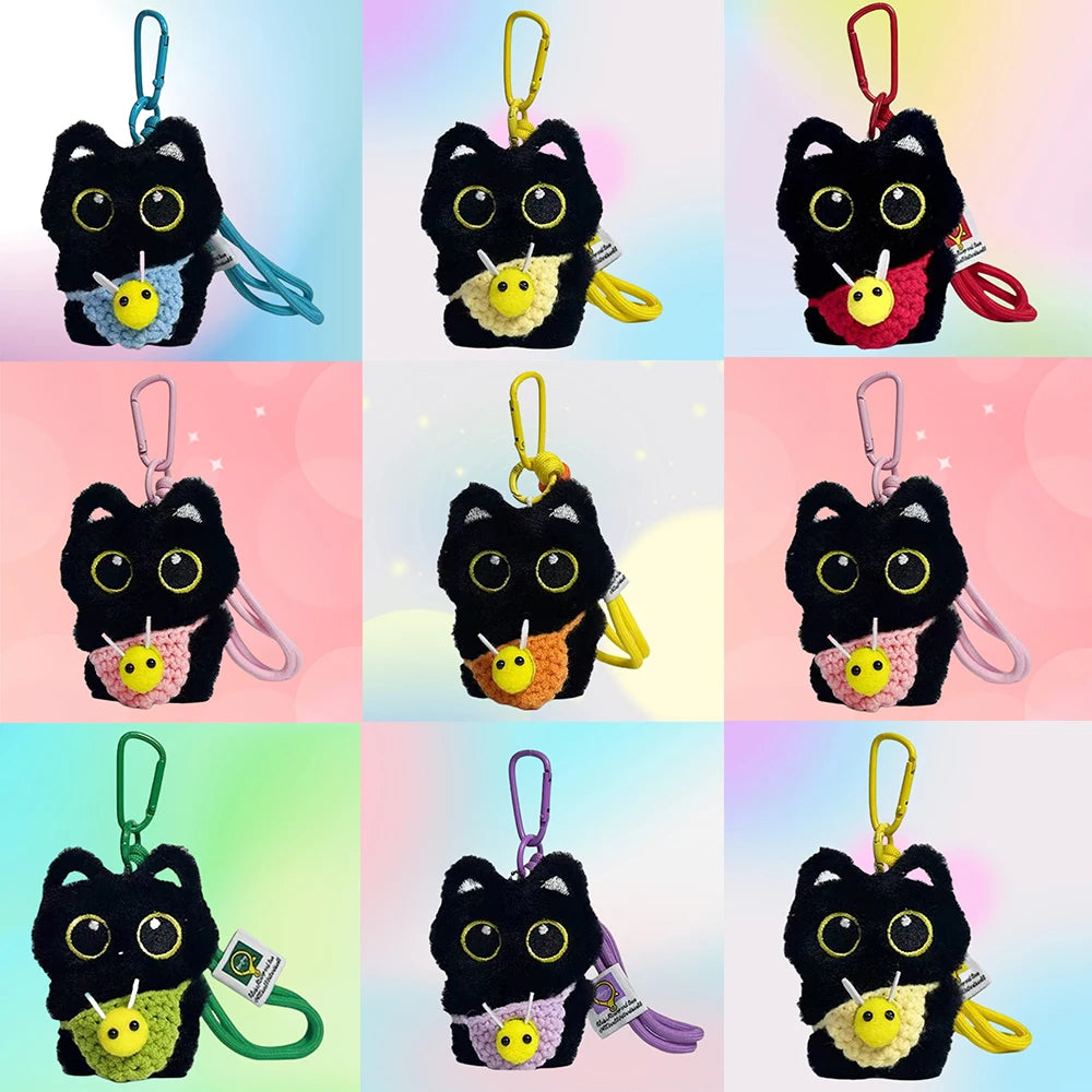 大きな目の黒猫 ぬいぐるみキーホルダー かぎ針編みスタイ ニコちゃん付き