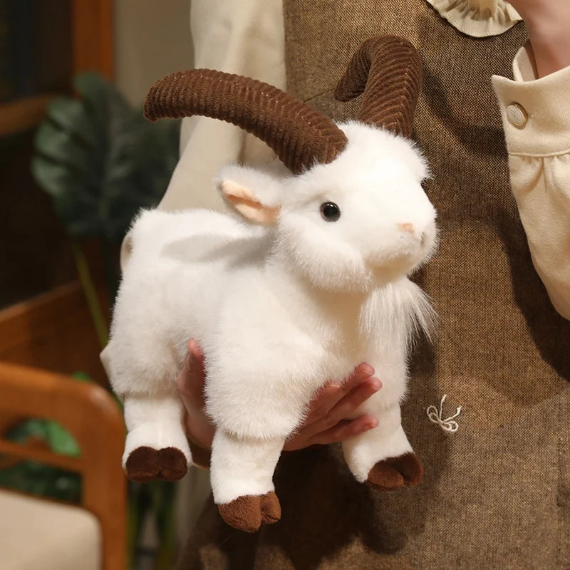 リアルな角付きヤギ ぬいぐるみ ふわふわ 白と茶色