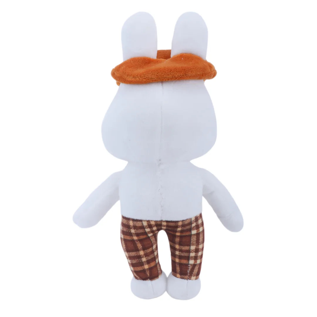 白いベレー帽と口ひげのウサギぬいぐるみ