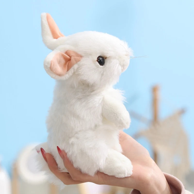 リアルな ふわふわ 白うさぎのぬいぐるみ 立ち姿