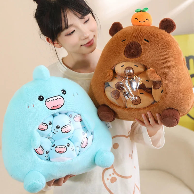 眠そうな茶色いクマのぬいぐるみ お腹にミニくま入り ニンジン付き