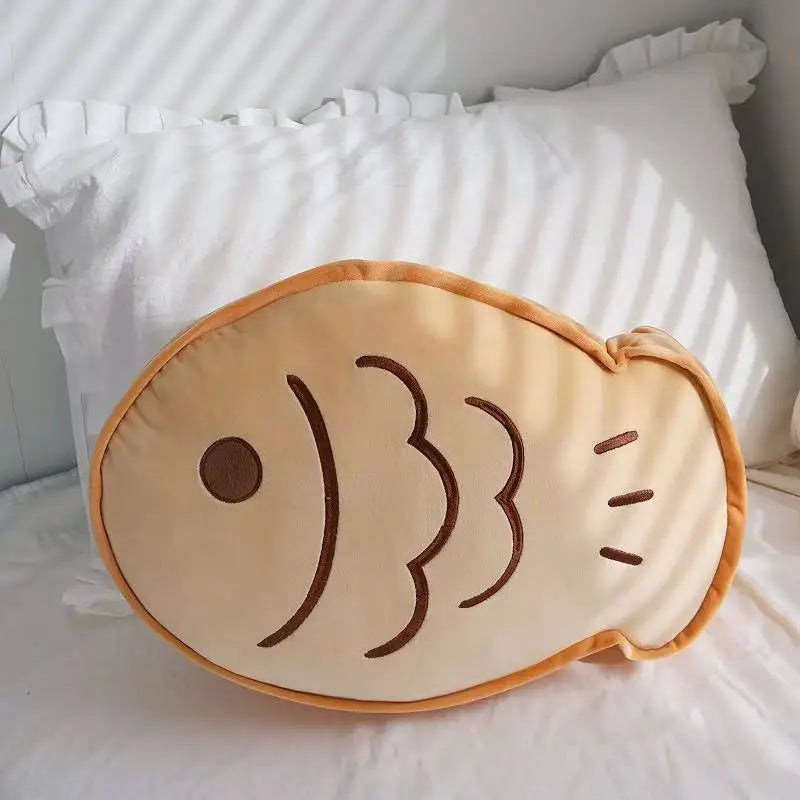 ふんわり ベージュ たい焼き ぬいぐるみ クッション