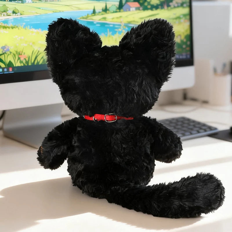 赤い首輪と黄色い目のふわふわ黒猫ぬいぐるみ