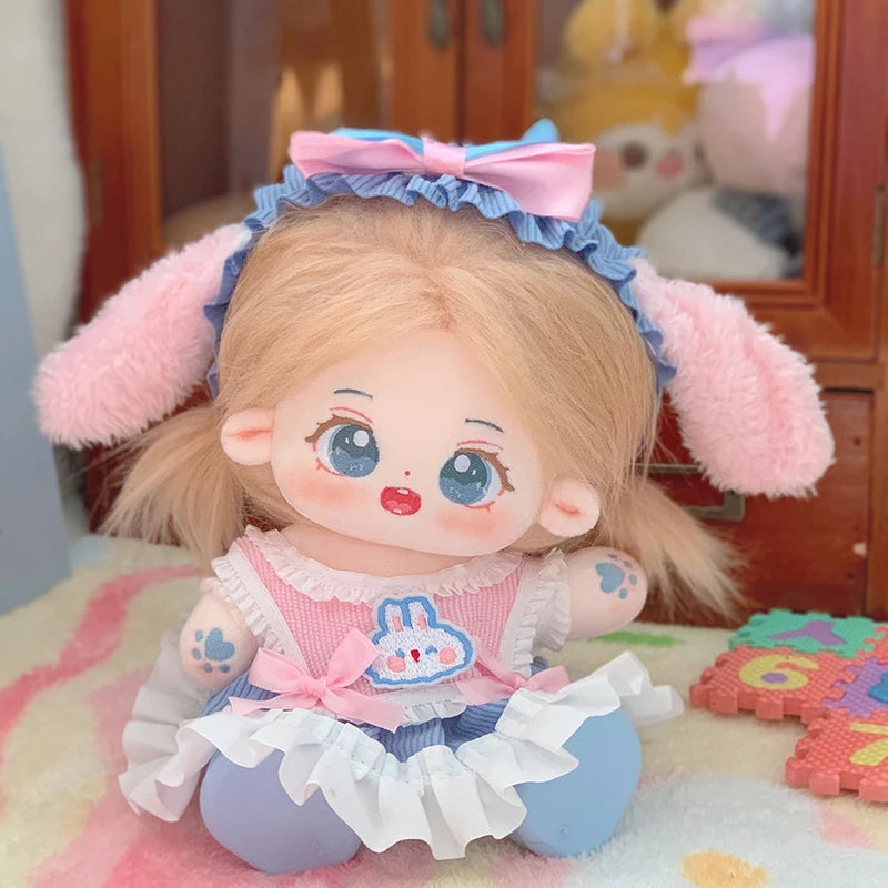 ぬいぐるみ ピンク髪のキラキラ瞳 イチゴ柄ワンピースと帽子
