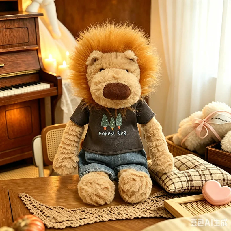 優しい表情の洋服着た動物ぬいぐるみ