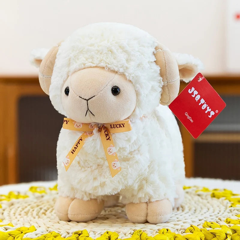 かわいい ふわふわ 仔羊のぬいぐるみ「HAPPY LUCKY」リボン付き