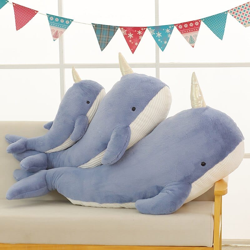 巨大なツノクジラのぬいぐるみ 60cm / ブルー
