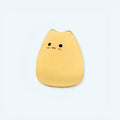 柔らかくて光るシリコン製の猫のぬいぐるみ。お子様の寝室や夜間に最適です。 - The Plush Company